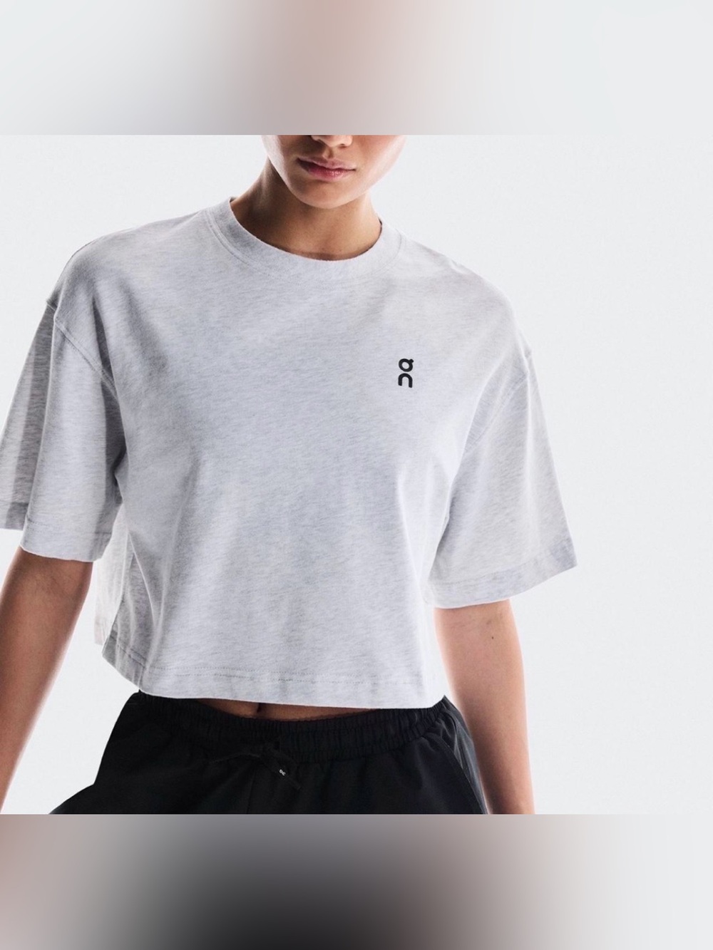 On Cloud Crater Grey Club Boxy-T Size Small